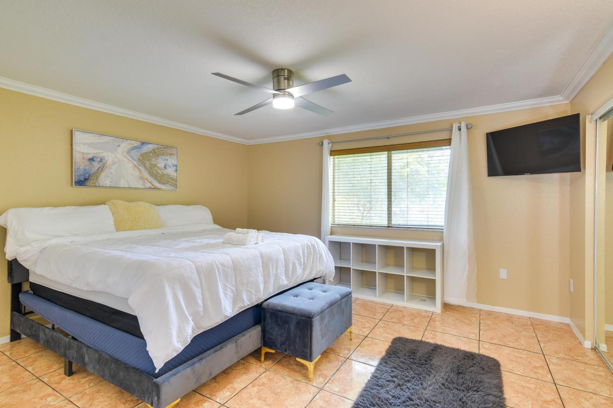 Opa-Locka Townhome, 15 Mi To Miami Beach! Zewnętrze zdjęcie