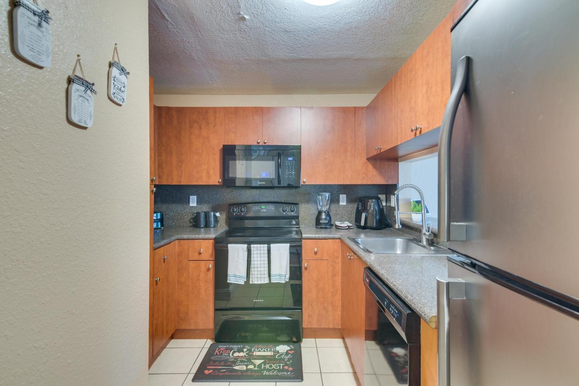 Opa-Locka Townhome, 15 Mi To Miami Beach! Zewnętrze zdjęcie